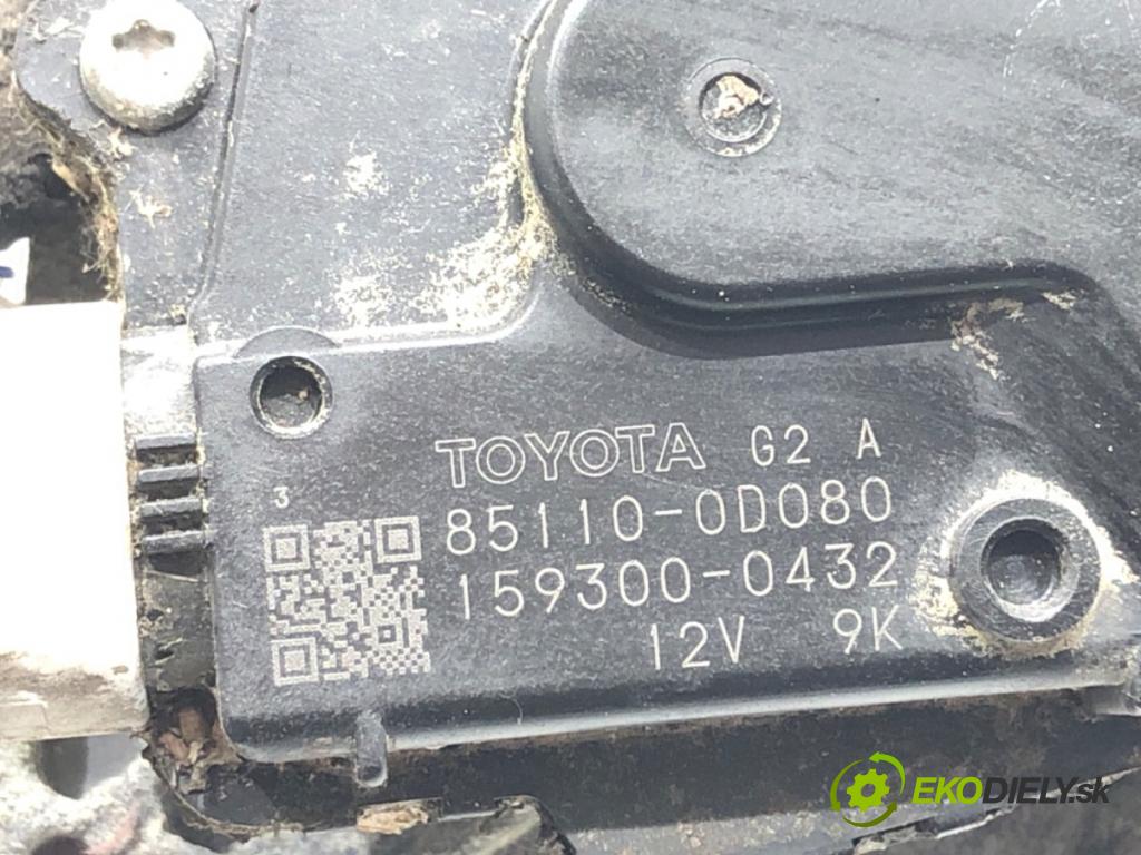 TOYOTA YARIS (_P9_) 2005 - 2014    1.33 VVT-i (NSP90_) 74 kW [100 KM] benzyna 2008 - 2011  Mechanizmus stieračov predný 85110-0D080 (Motorček stieračov predné)
