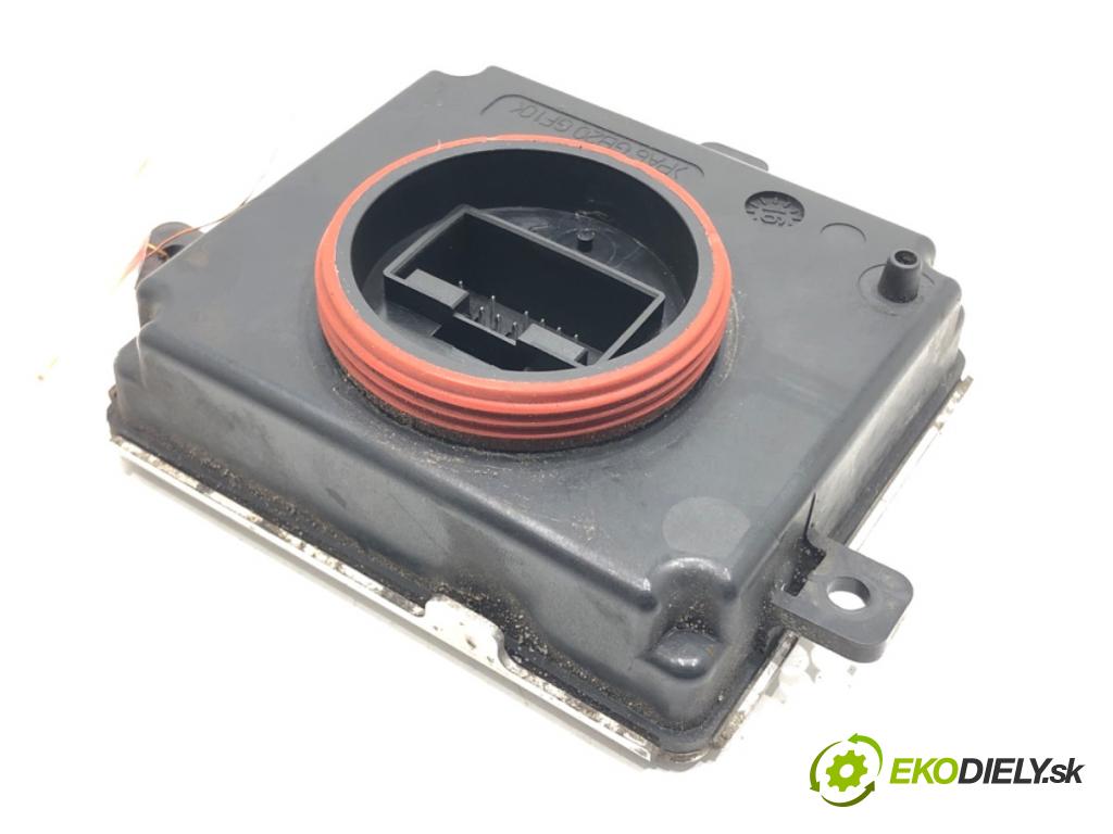 VW PASSAT B8 (3G2, CB2) 2014 - 2022    1.8 TSI 132 kW [180 KM] benzyna 2015 - 2022  Menič XENON 4G0907697F (Riadiaca jednotka xenónu)