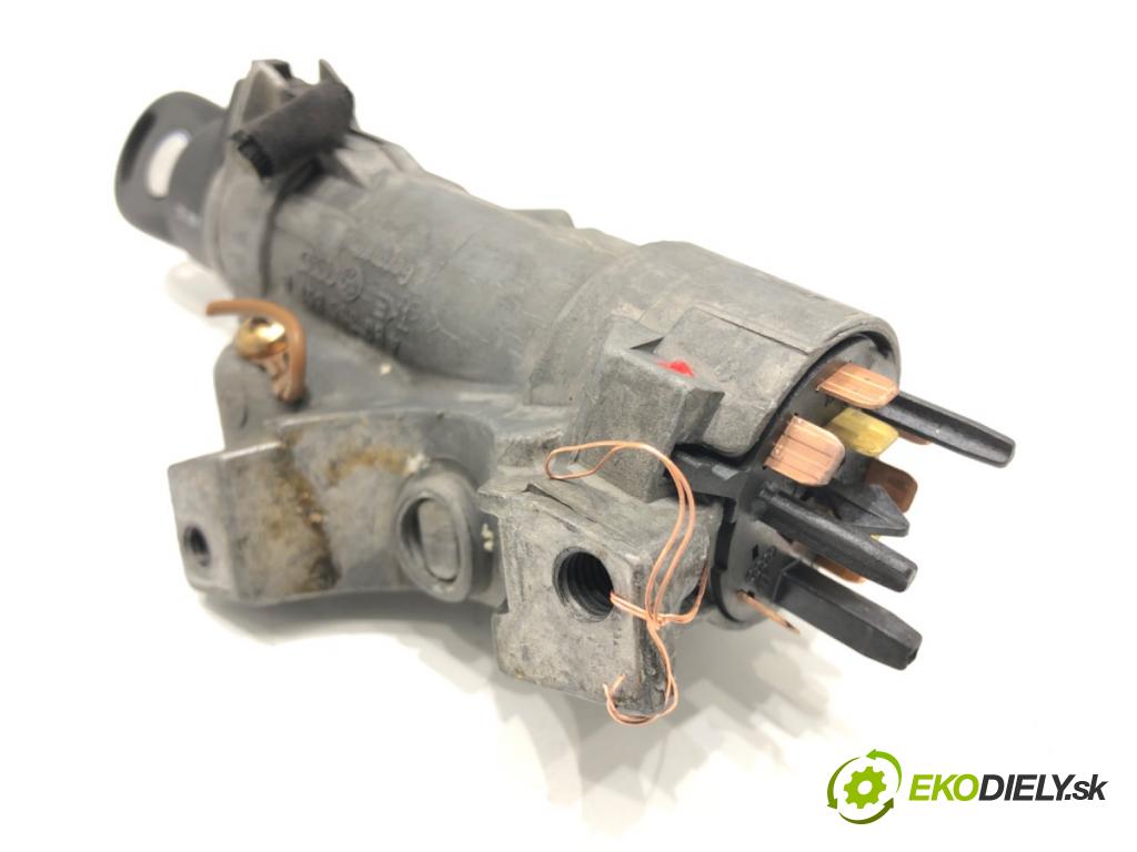 VW BORA I (1J2) 1998 - 2013    2.0 85 kW [115 KM] benzyna 1998 - 2013  spinačka 4B0503851C (Spínacia skrinka a kľúč)