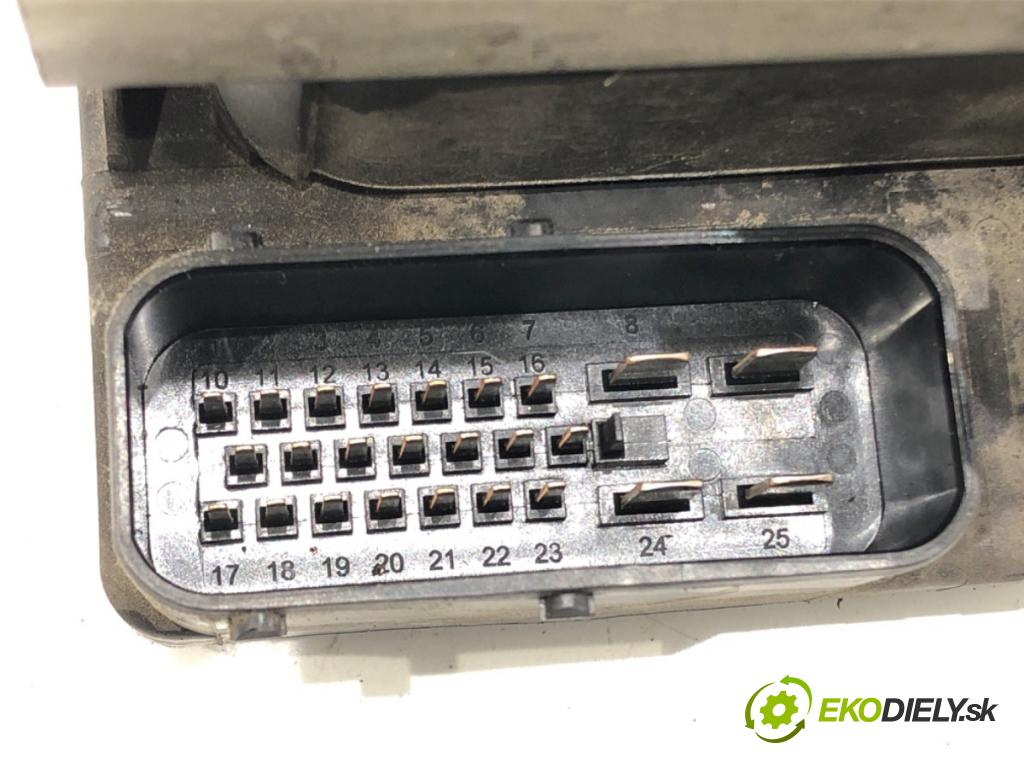 VW BORA I (1J2) 1998 - 2013    2.0 85 kW [115 KM] benzyna 1998 - 2013  Pumpa ABS 1J0614217E (Pumpa ABS)