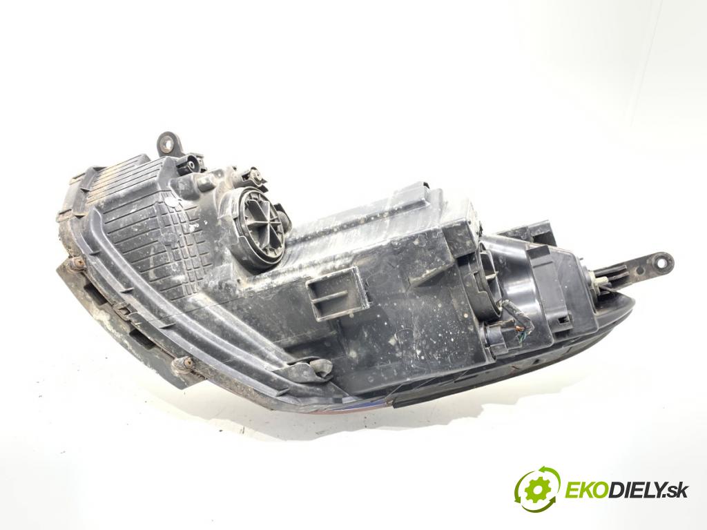 HYUNDAI ix20 (JC) 2010 - 2022    1.4 CRDi 57 kW [78 KM] olej napędowy 2011 - 2022  světlomet pravý přední část 92102-1KXXX