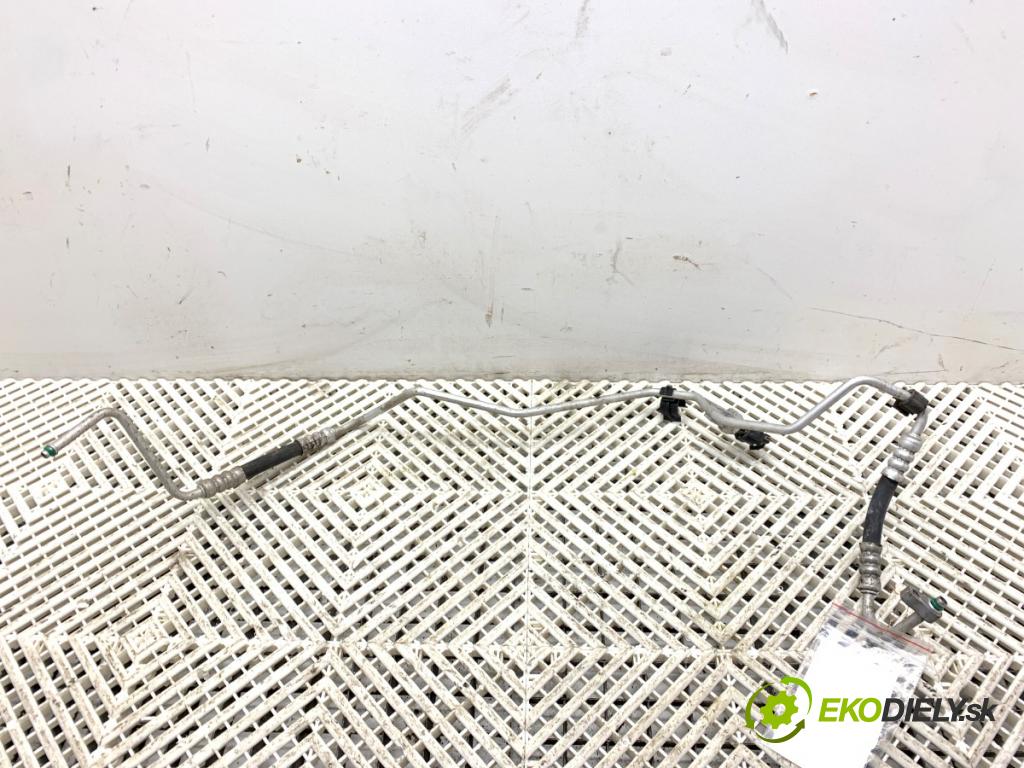 HYUNDAI ix20 liftback 2013 57 kW 1.4 CRDi 1396 rúrka klimatizácie  (Rúrka klimatizácie)
