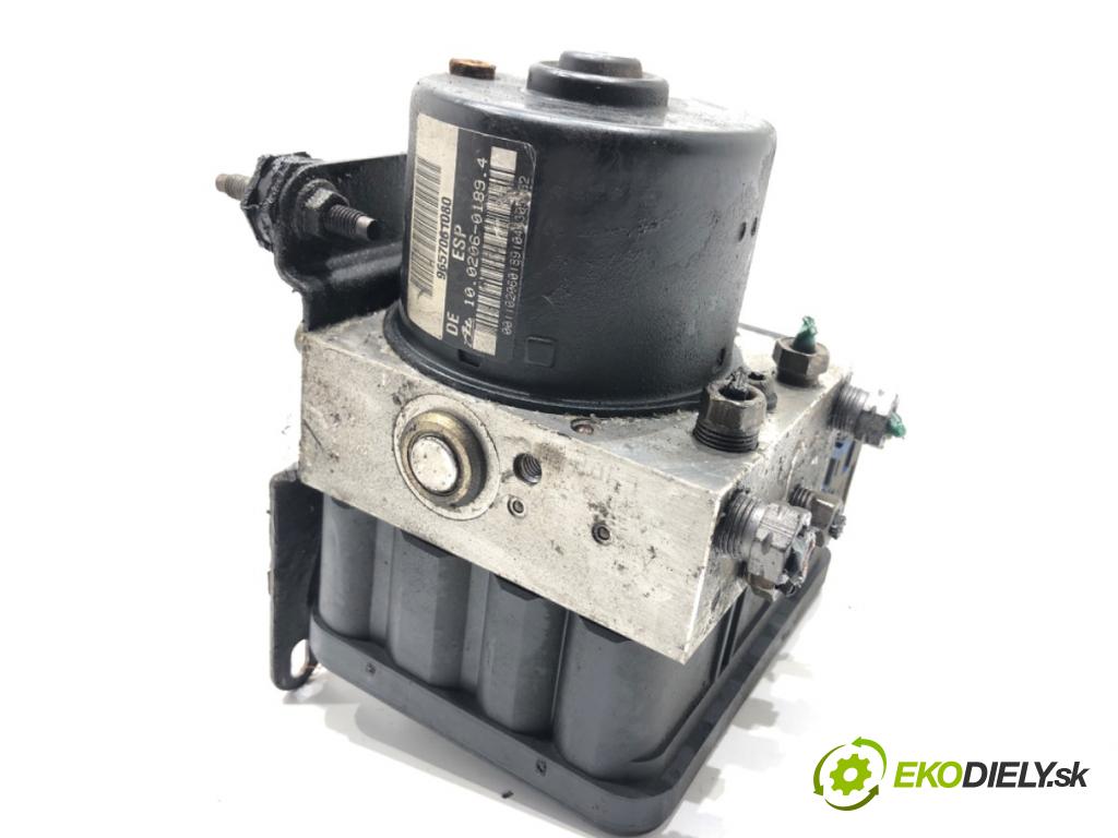 CITROEN C5 II (RC_) 2004 - 2022    1.8 16V (RC6FZB) 85 kW [116 KM] benzyna 2004 - 2005  Pumpa ABS 9657061080 (Pumpa ABS)