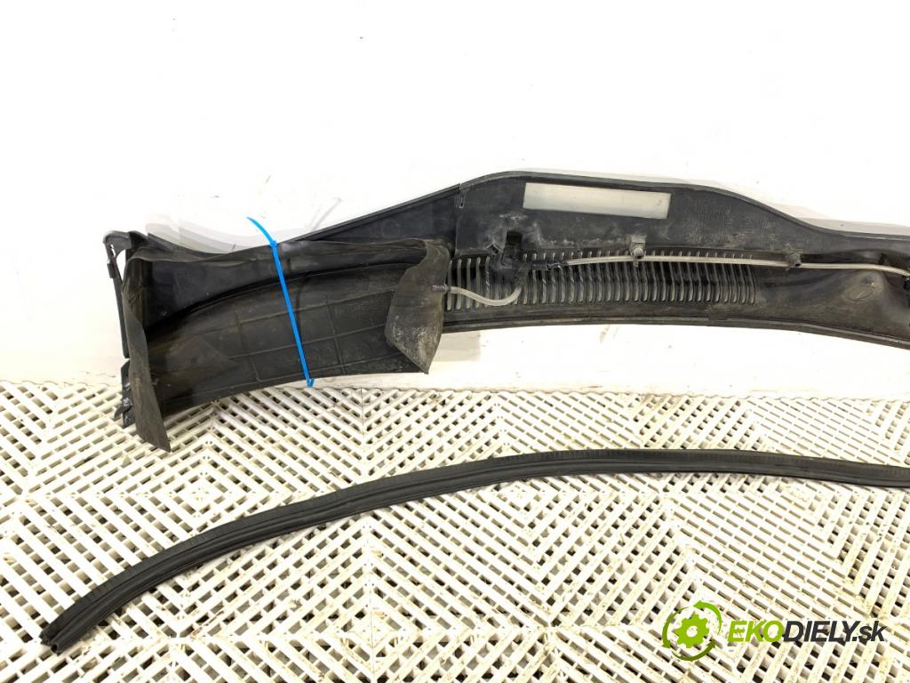 SEAT LEON (1M1) 1999 - 2006    1.9 TDI 81 kW [110 KM] olej napędowy 1999 - 2006  Torpédo, plast pod čelné okno 1M1853185 (Torpédo)