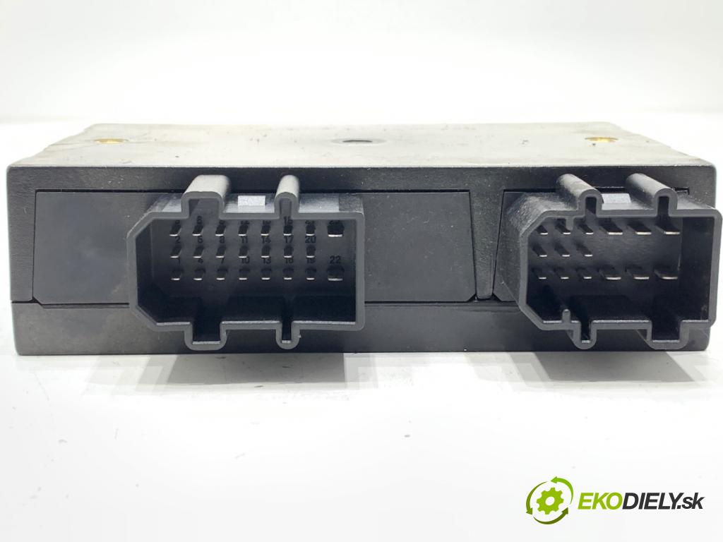 SEAT LEON (1M1) 1999 - 2006    1.9 TDI 81 kW [110 KM] olej napędowy 1999 - 2006  Modul komfortu 1J0959799AH (Modul komfortu)