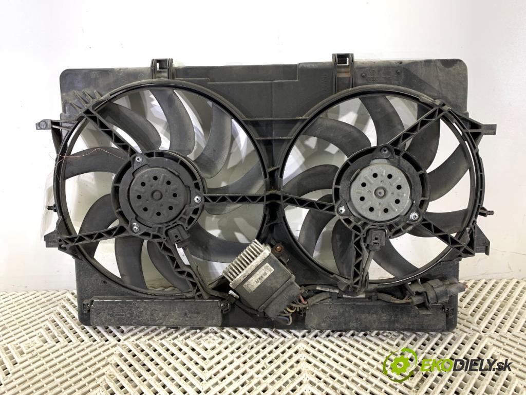 AUDI A4 B8 Avant (8K5) 2007 - 2015    2.0 TDI 100 kW [136 KM] olej napędowy 2008 - 2015  ventilátor chladiče 8K0121003M (Ventilátory)