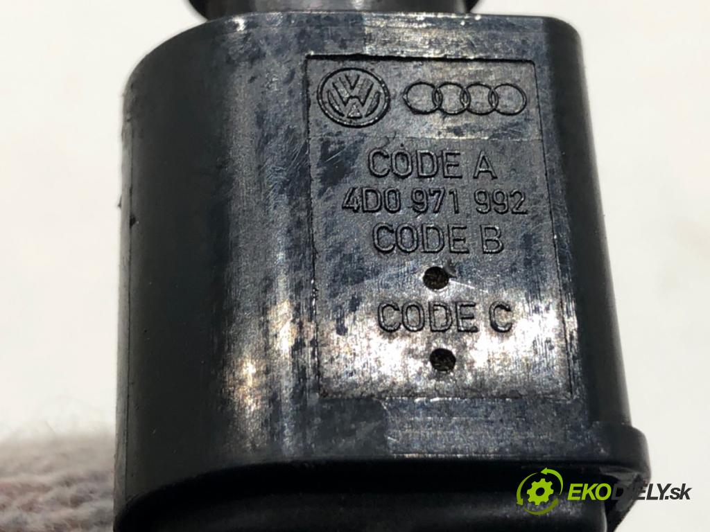 AUDI A4 B8 Avant (8K5) 2007 - 2015    2.0 TDI 100 kW [136 KM] olej napędowy 2008 - 2015  Regulátor tlaku paliva 4D0971992 (Palivový systém ostatné)