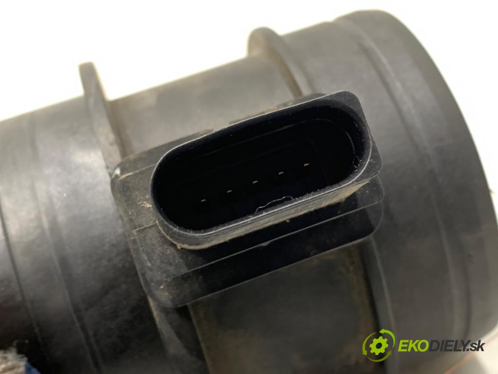 AUDI A4 B8 Avant (8K5) 2007 - 2015    2.0 TDI 100 kW [136 KM] olej napędowy 2008 - 2015  Váha vzduchu 03G906461C (Váha vzduchu)