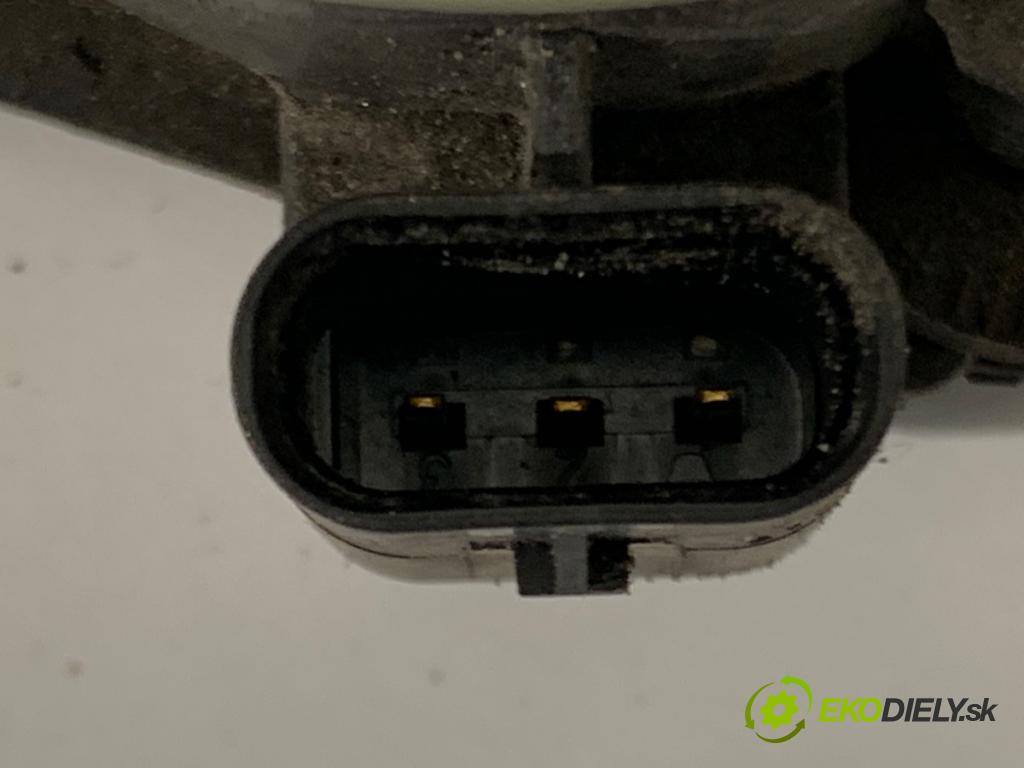AUDI A4 B8 Avant (8K5) 2007 - 2015    2.0 TDI 100 kW [136 KM] olej napędowy 2008 - 2015  DALŠÍ: Pumpa vody 03L965561A (Vodná pumpa)