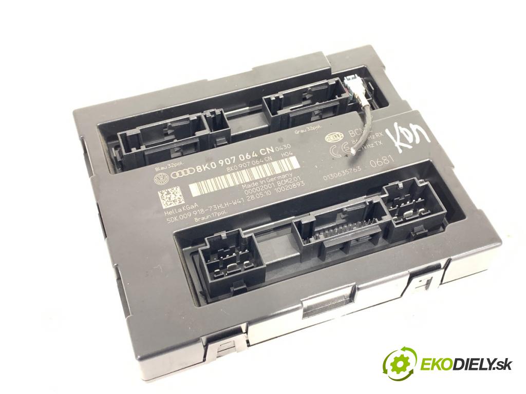 AUDI A4 B8 Avant (8K5) 2007 - 2015    2.0 TDI 100 kW [136 KM] olej napędowy 2008 - 2015  Modul komfortu 8K0907064CN (Modul komfortu)