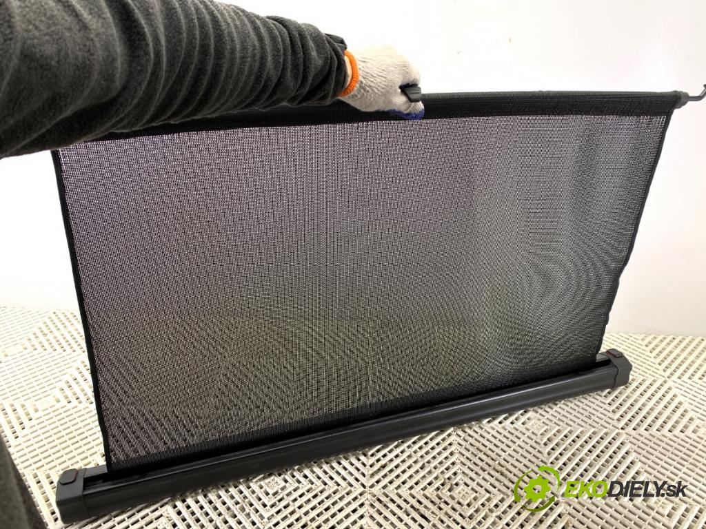 AUDI A4 B8 Avant (8K5) 2007 - 2015    2.0 TDI 100 kW [136 KM] olej napędowy 2008 - 2015  Roleta sieťka  (Ostatné)