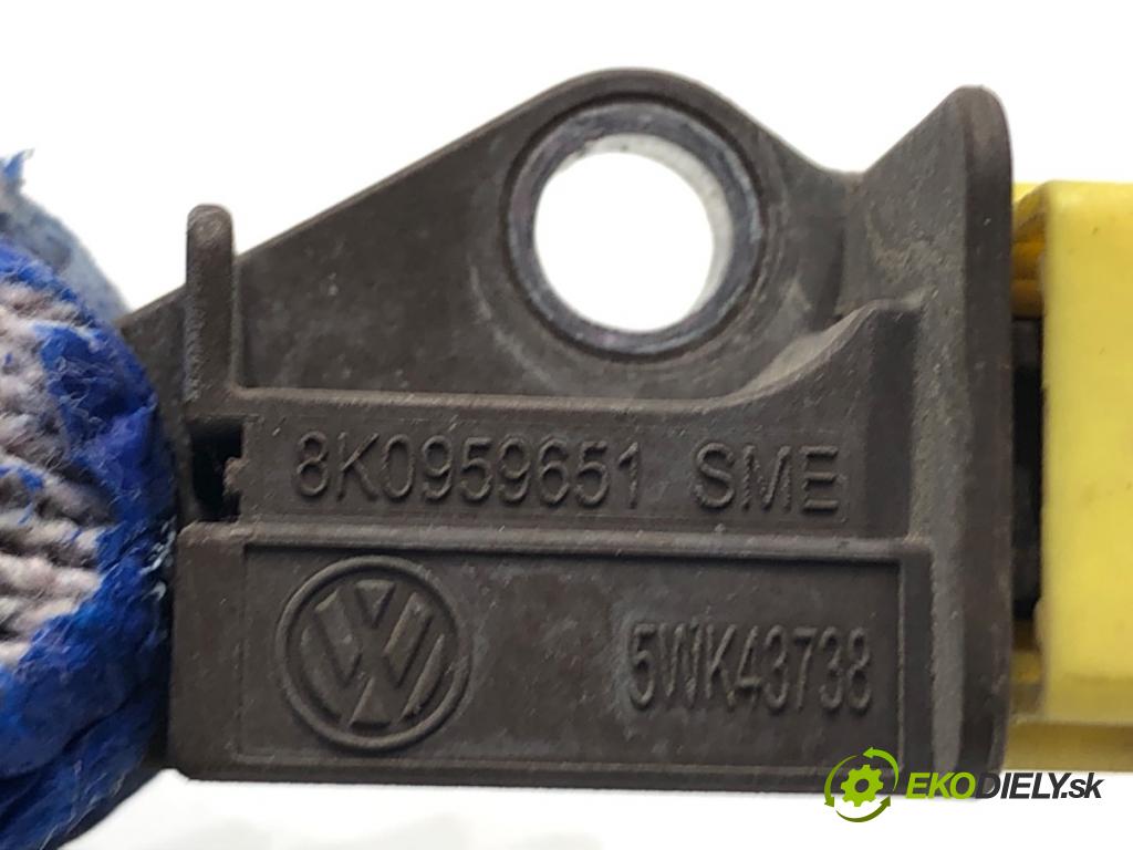 AUDI A4 B8 Avant (8K5) 2007 - 2015    2.0 TDI 100 kW [136 KM] olej napędowy 2008 - 2015  Snímač nárazu 8K0959651 (Snímač nárazu)