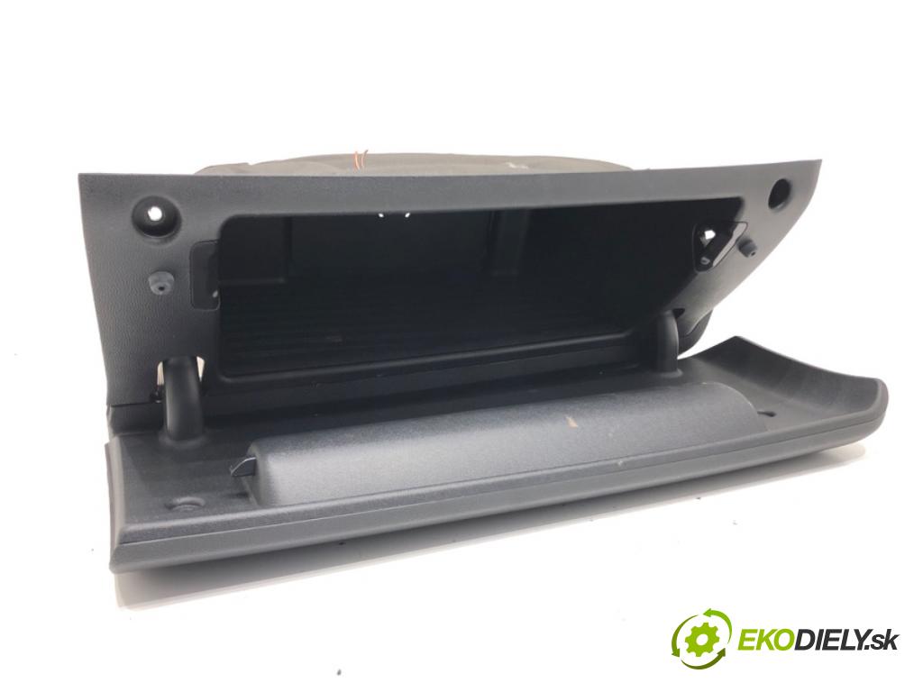 MINI MINI CLUBMAN (F54) 2014 - 2022    Cooper S ALL4 141 kW [192 KM] benzyna 2015 - 2022  Priehradka, kastlík spolujazdca  (Priehradka, kastlík)