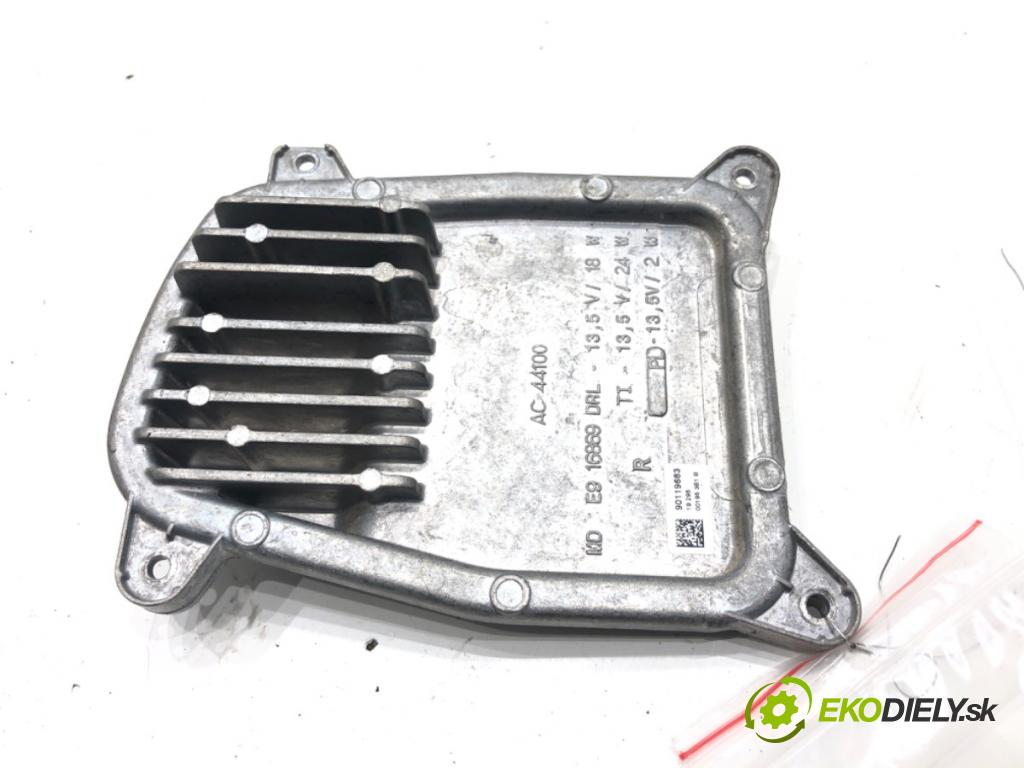 MINI MINI CLUBMAN (F54) 2014 - 2022    Cooper S ALL4 141 kW [192 KM] benzyna 2015 - 2022  Menič XENON  (Riadiaca jednotka xenónu)