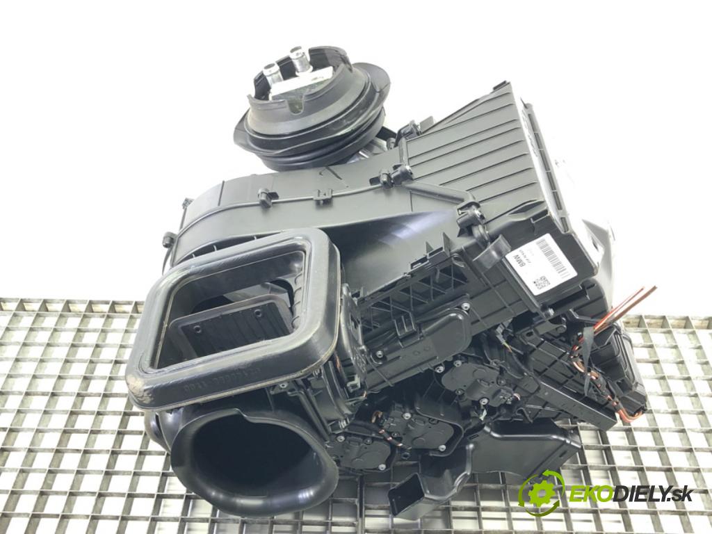 MINI MINI CLUBMAN (F54) 2014 - 2022    Cooper S ALL4 141 kW [192 KM] benzyna 2015 - 2022  topné těleso radiátor topení komplet KOMBAJN 9383137 (Radiátory topení)