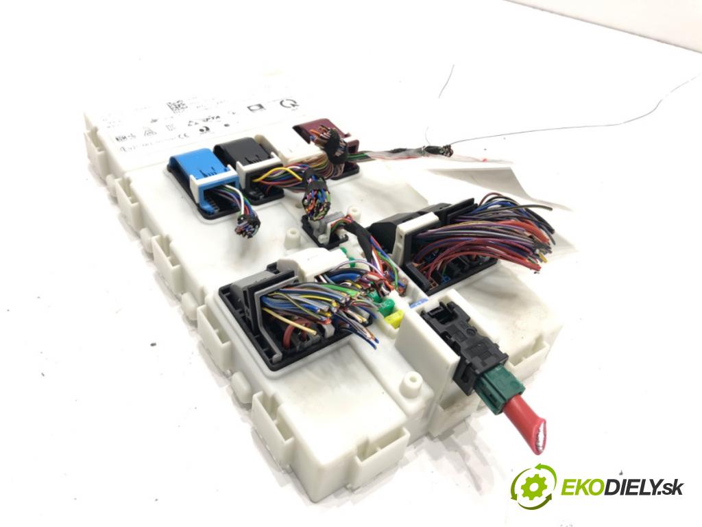 MINI MINI CLUBMAN (F54) 2014 - 2022    Cooper S ALL4 141 kW [192 KM] benzyna 2015 - 2022  modul BSI 5A0BB70 (Pojistkové skříňky)