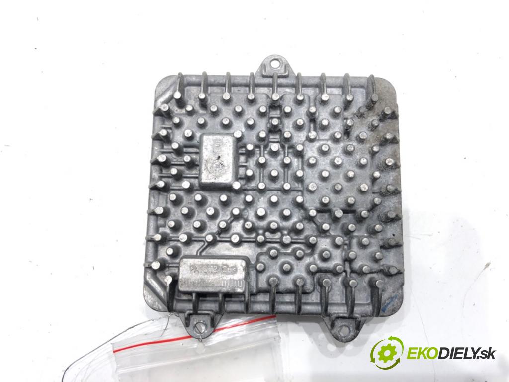 MINI MINI CLUBMAN (F54) 2014 - 2022    Cooper S ALL4 141 kW [192 KM] benzyna 2015 - 2022  Menič XENON 9477748 (Riadiaca jednotka xenónu)