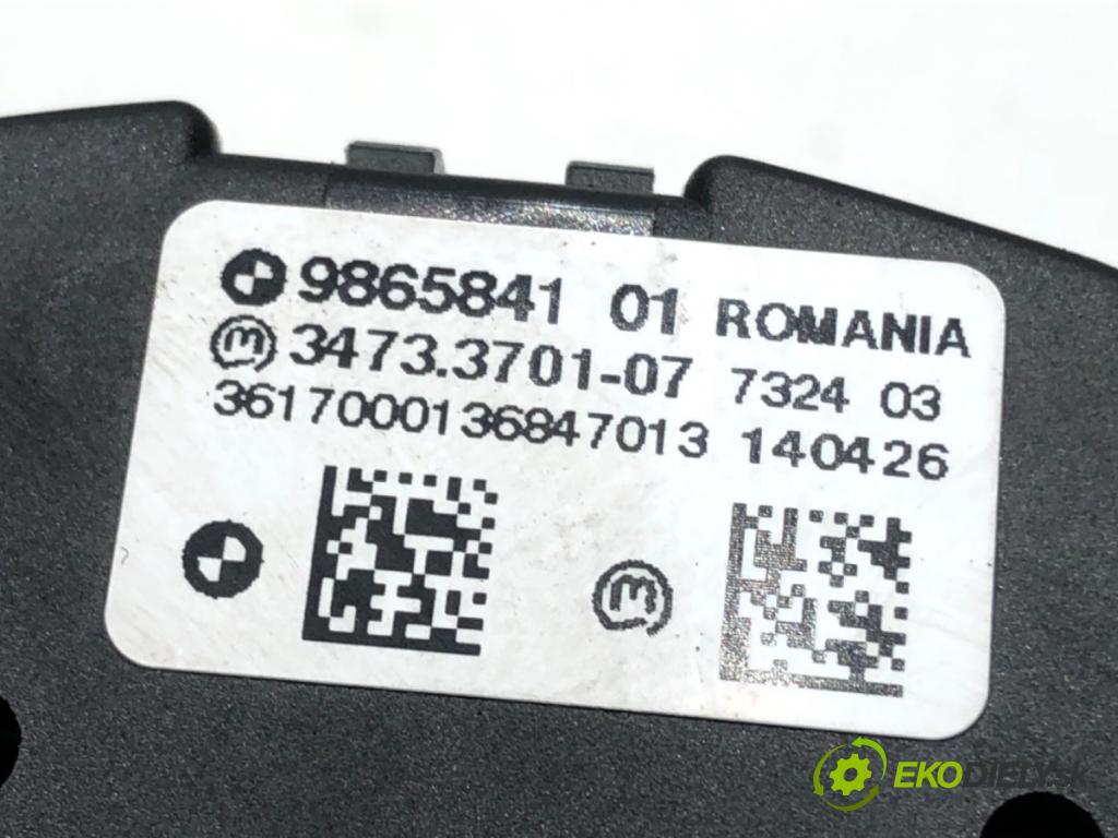MINI MINI CLUBMAN (F54) 2014 - 2022    Cooper S ALL4 141 kW [192 KM] benzyna 2015 - 2022  spínač světel 9865841