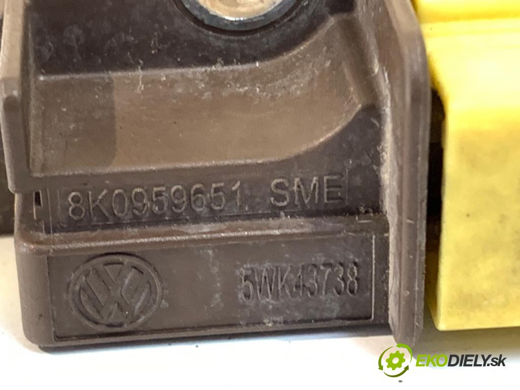 AUDI A4 B8 Avant (8K5) 2007 - 2015    2.0 TDI 100 kW [136 KM] olej napędowy 2008 - 2015  Snímač nárazu 8K0959651 (Snímač nárazu)