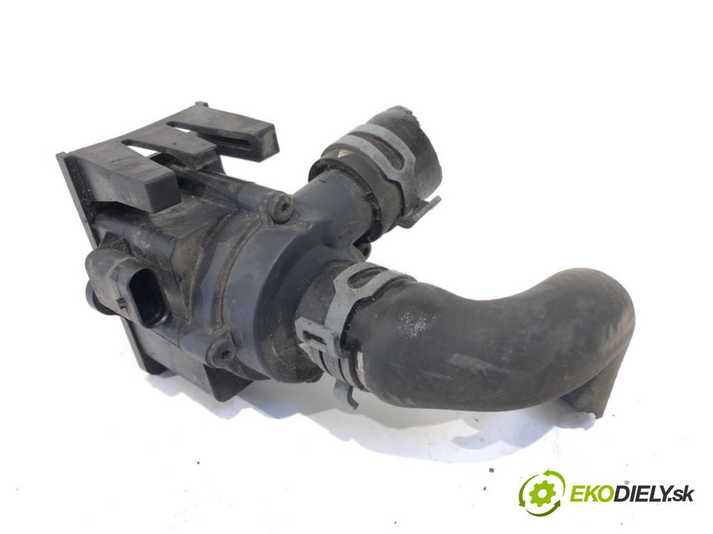 AUDI A4 B8 Avant (8K5) 2007 - 2015    2.0 TDI 100 kW [136 KM] olej napędowy 2008 - 2015  DALŠÍ: pumpa vody 8K0819147 (Vodní pumpy)