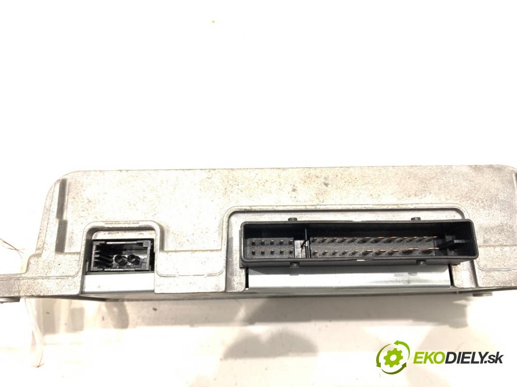 AUDI A6 C6 Avant (4F5) 2004 - 2011    2.7 TDI 132 kW [180 KM] olej napędowy 2005 - 2008  Zosilňovač 4F0910223H (Zosilňovač)