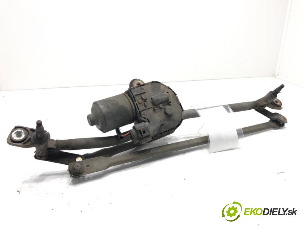 AUDI A6 C6 Avant (4F5) 2004 - 2011    2.7 TDI 132 kW [180 KM] olej napędowy 2005 - 2008  Mechanizmus stieračov predný 4F1955023J (Motorček stieračov predné)