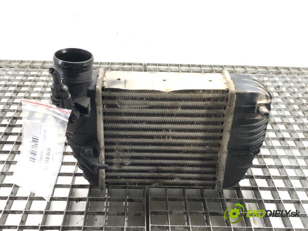 AUDI A6 C6 Avant (4F5) 2004 - 2011    2.7 TDI 132 kW [180 KM] olej napędowy 2005 - 2008  intercooler 4F0145805T 038906051B (Chladiče nasávaného vzduchu (intercoolery))