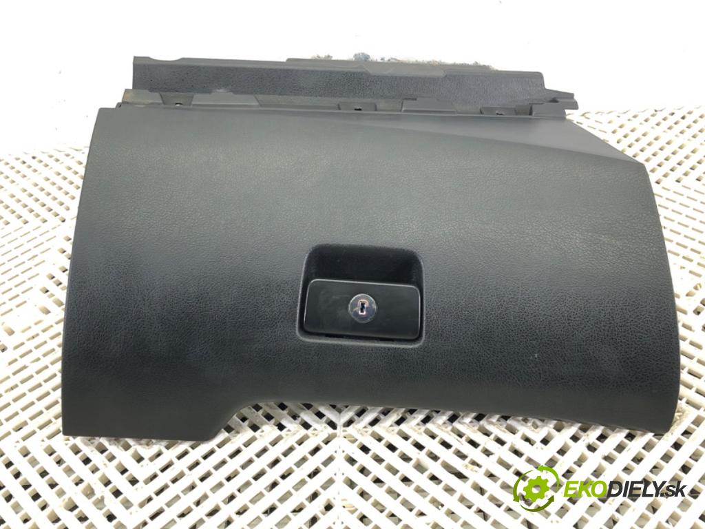 PEUGEOT 207 (WA_, WC_) 2006 - 2015    1.4 16V 65 kW [88 KM] benzyna 2006 - 2013  Priehradka, kastlík spolujazdca 9654373777 (Priehradka, kastlík)