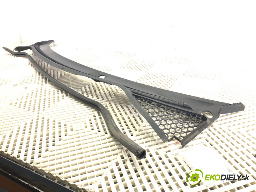 PEUGEOT 207 (WA_, WC_) 2006 - 2015    1.4 16V 65 kW [88 KM] benzyna 2006 - 2013  Torpédo, plast pod čelné okno 96818458XT (Torpédo)