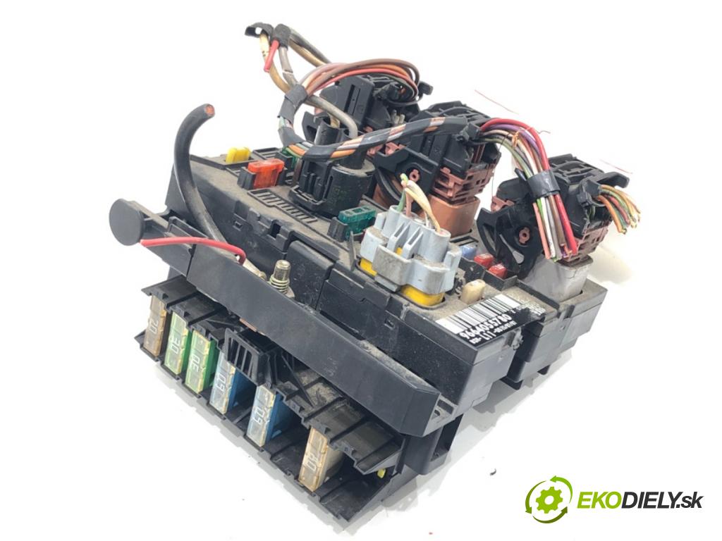 PEUGEOT 207 (WA_, WC_) 2006 - 2015    1.4 16V 65 kW [88 KM] benzyna 2006 - 2013  Modul BSM 9664055780 (Ostatné)