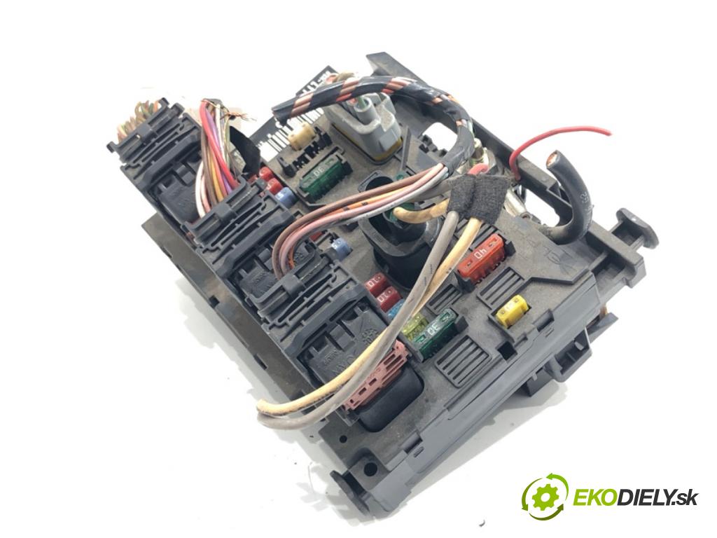 PEUGEOT 207 (WA_, WC_) 2006 - 2015    1.4 16V 65 kW [88 KM] benzyna 2006 - 2013  Modul BSM 9664055780 (Ostatné)