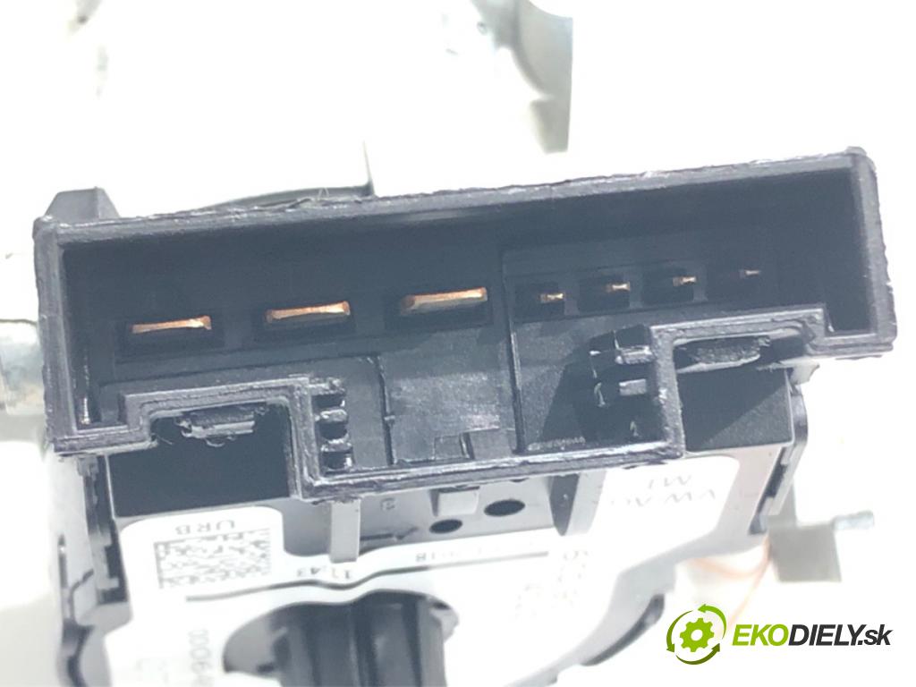 SKODA FABIA III Kombi (NJ5) 2014 - 2022    1.0 55 kW [75 KM] benzyna 2014 - 2022  spinačka 1K0905851 (Spínacia skrinka a kľúč)