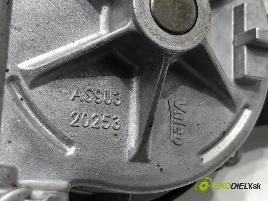 SKODA FABIA III Kombi (NJ5) 2014 - 2022    1.0 55 kW [75 KM] benzyna 2014 - 2022  motor stěračů zadní část 5F4955711A