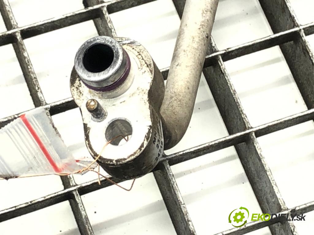 SKODA FABIA III Kombi (NJ5) 2014 - 2022    1.0 55 kW [75 KM] benzyna 2014 - 2022  rúrka klimatizácie 6C0816721 (Rúrka klimatizácie)