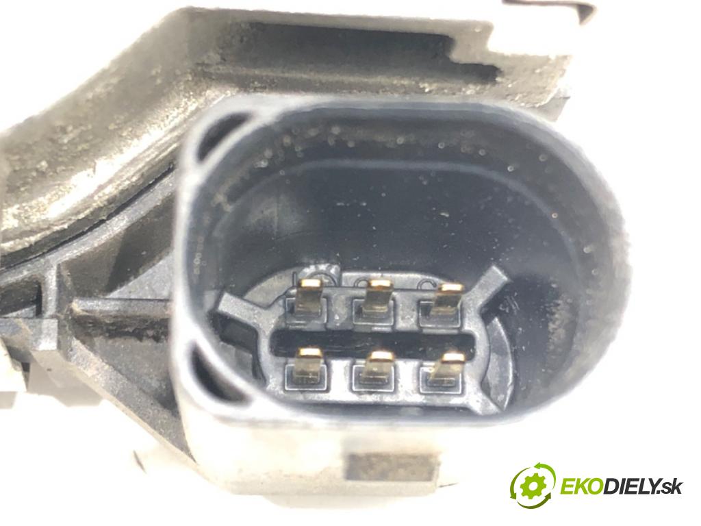 SKODA FABIA III Kombi (NJ5) 2014 - 2022    1.0 55 kW [75 KM] benzyna 2014 - 2022  Škrtiaca klapka 04C133062D (Škrtiaca klapka)