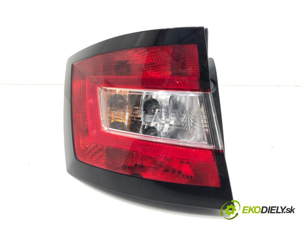 SKODA FABIA III Kombi 2018 55 kW 1.0 999 Svetlo ľavy zad 6V9945095