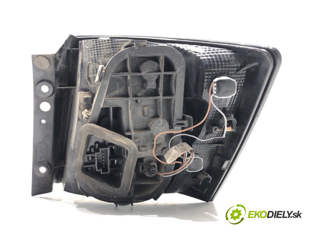 SKODA FABIA III Kombi 2018 55 kW 1.0 999 Svetlo ľavy zad 6V9945095