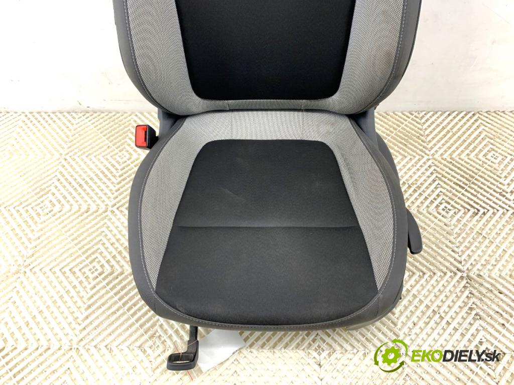 SKODA FABIA III Kombi (NJ5) 2014 - 2022    1.0 55 kW [75 KM] benzyna 2014 - 2022  Sedadlo ľavy predný