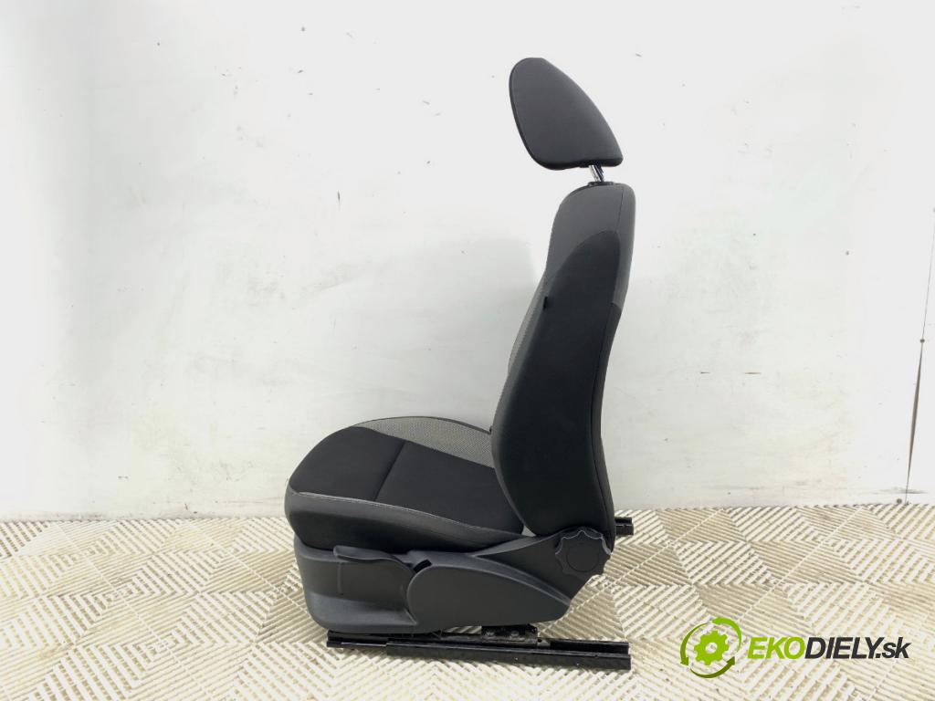 SKODA FABIA III Kombi (NJ5) 2014 - 2022    1.0 55 kW [75 KM] benzyna 2014 - 2022  Sedadlo ľavy predný