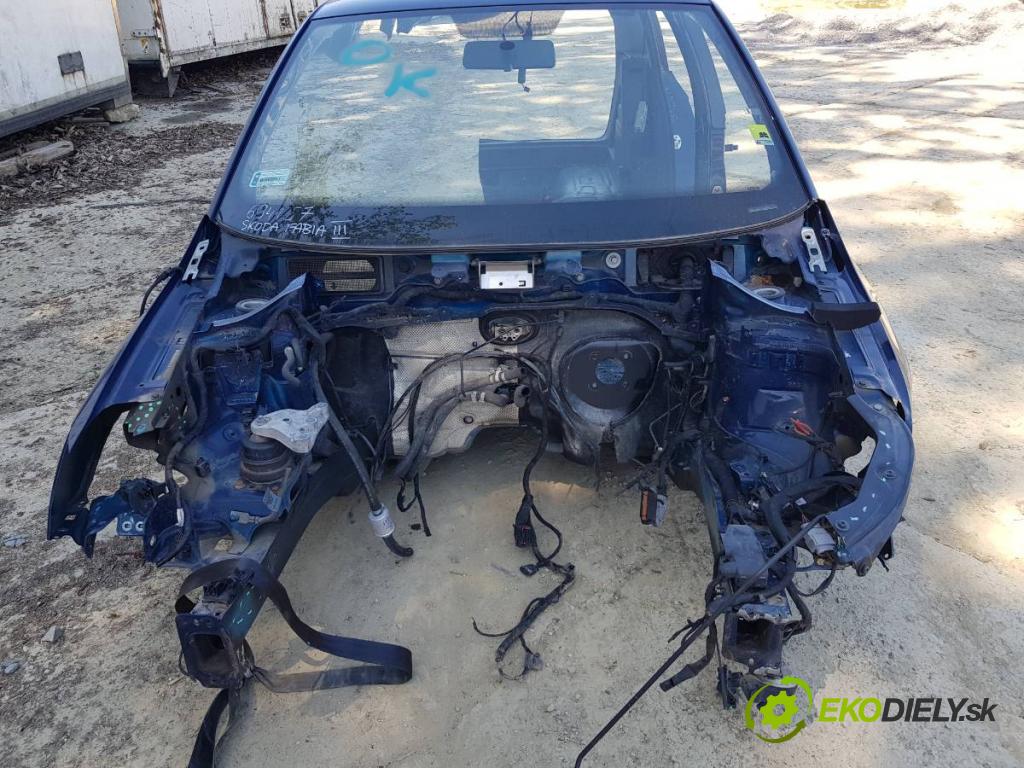 SKODA FABIA III Kombi 2018 55 kW 1.0 999 KAROSERIA ČTVRŤÁK blatník zadní část levý práh střecha PODŁUŻNICA levý pravý