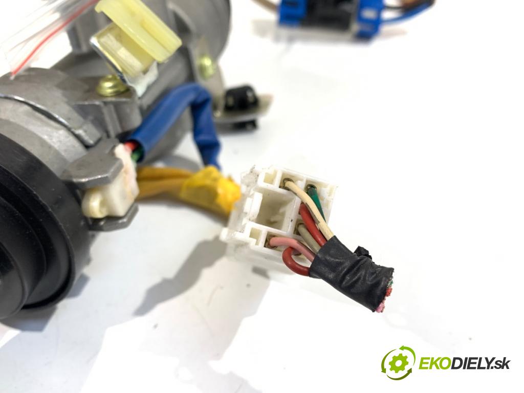 KIA CEED SW (ED) 2007 - 2012    1.4 80 kW [109 KM] benzyna 2007 - 2012  spinačka ZDC2 (Spínacia skrinka a kľúč)