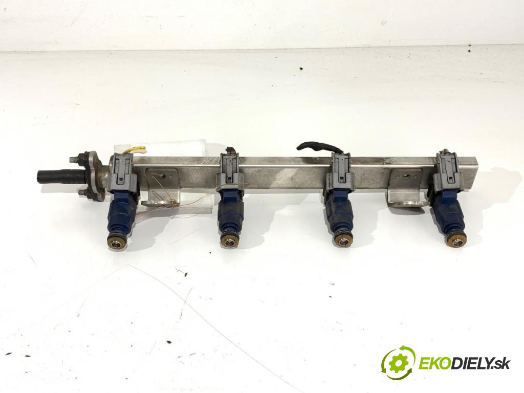 KIA CEED SW (ED) 2007 - 2012    1.4 80 kW [109 KM] benzyna 2007 - 2012  Lišta vstrekovacia 35310-2B000 (Vstrekovacia lišta)