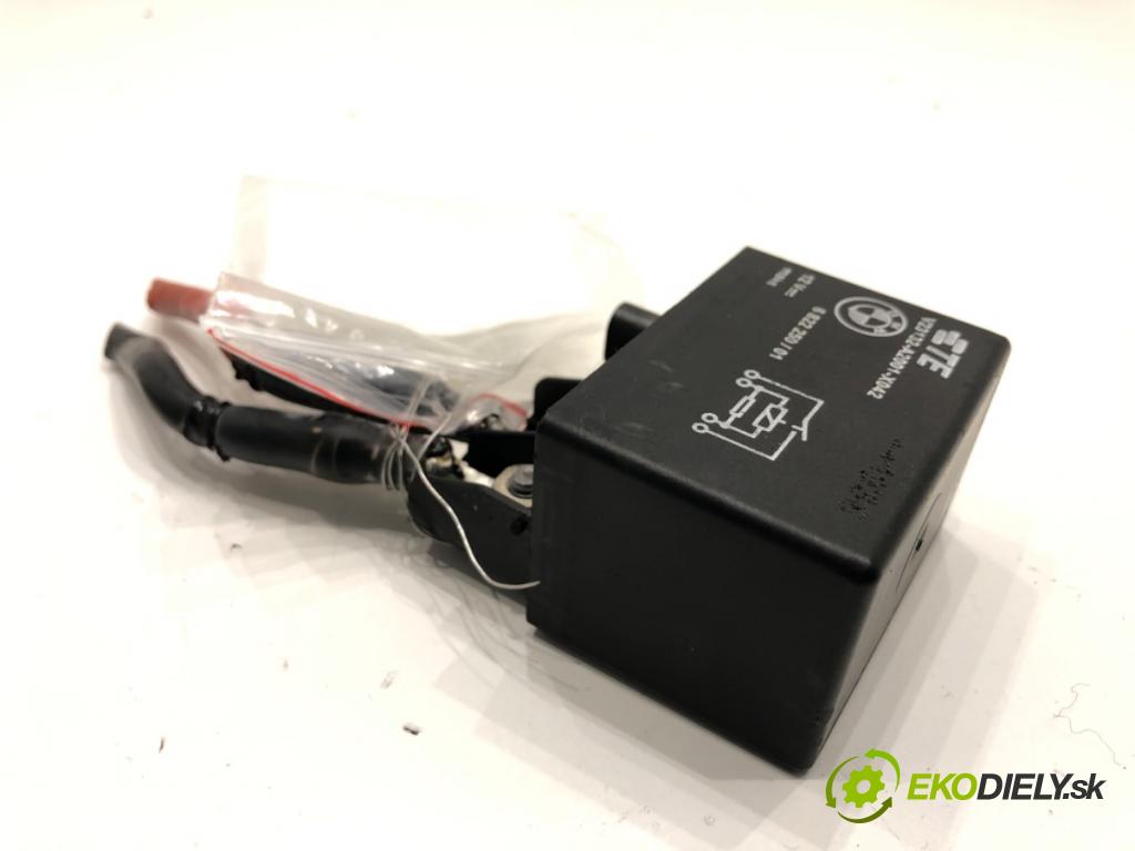 MINI MINI CLUBMAN (F54) 2014 - 2022    Cooper S ALL4 141 kW [192 KM] benzyna 2015 - 2022  relé 6822250 (Relé)