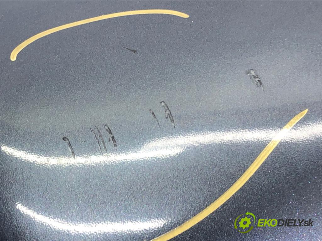 TOYOTA RAV 4 II (_A2_) 2000 - 2005    2.0 D 4WD (CLA20_, CLA21_) 85 kW [116 KM] olej napędowy 2001 - 2005  rohový nárazníka zadní část pravý