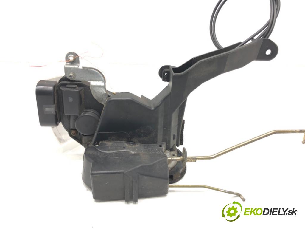 TOYOTA RAV 4 II (_A2_) 2000 - 2005    2.0 D 4WD (CLA20_, CLA21_) 85 kW [116 KM] olej napędowy 2001 - 2005  zámok dveře levý přední část 2133M 512400