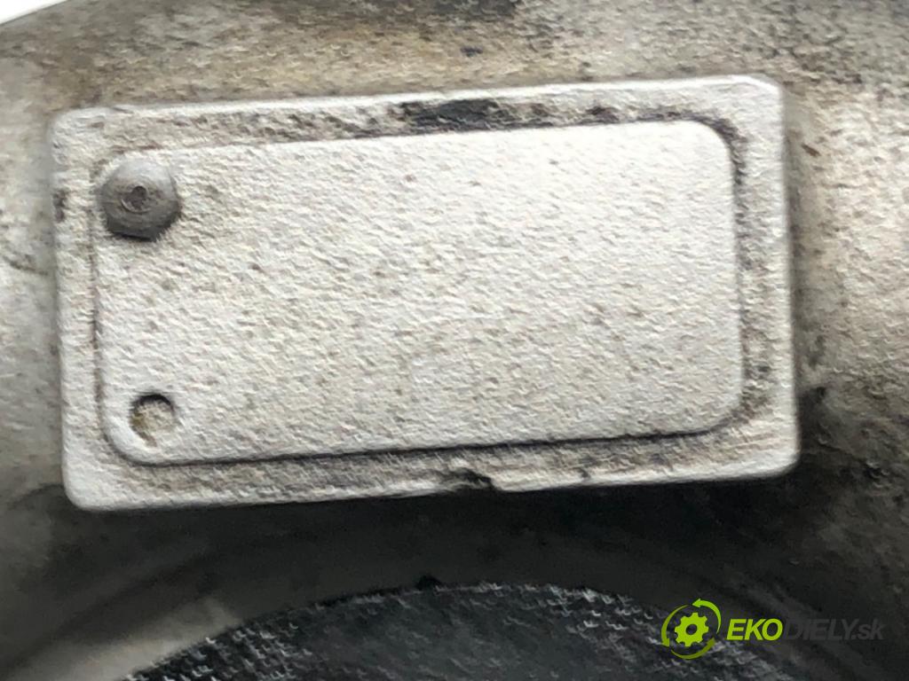 TOYOTA RAV 4 II (_A2_) 2000 - 2005    2.0 D 4WD (CLA20_, CLA21_) 85 kW [116 KM] olej napędowy 2001 - 2005  turbo  (Turbodúchadla (kompletní))