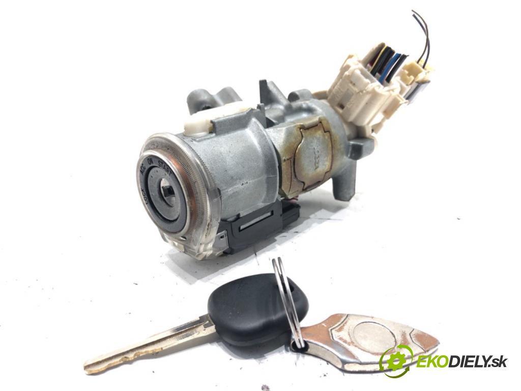 TOYOTA RAV 4 II (_A2_) 2000 - 2005    2.0 D 4WD (CLA20_, CLA21_) 85 kW [116 KM] olej napędowy 2001 - 2005  spinačka 89783-52040 (Spínacia skrinka a kľúč)