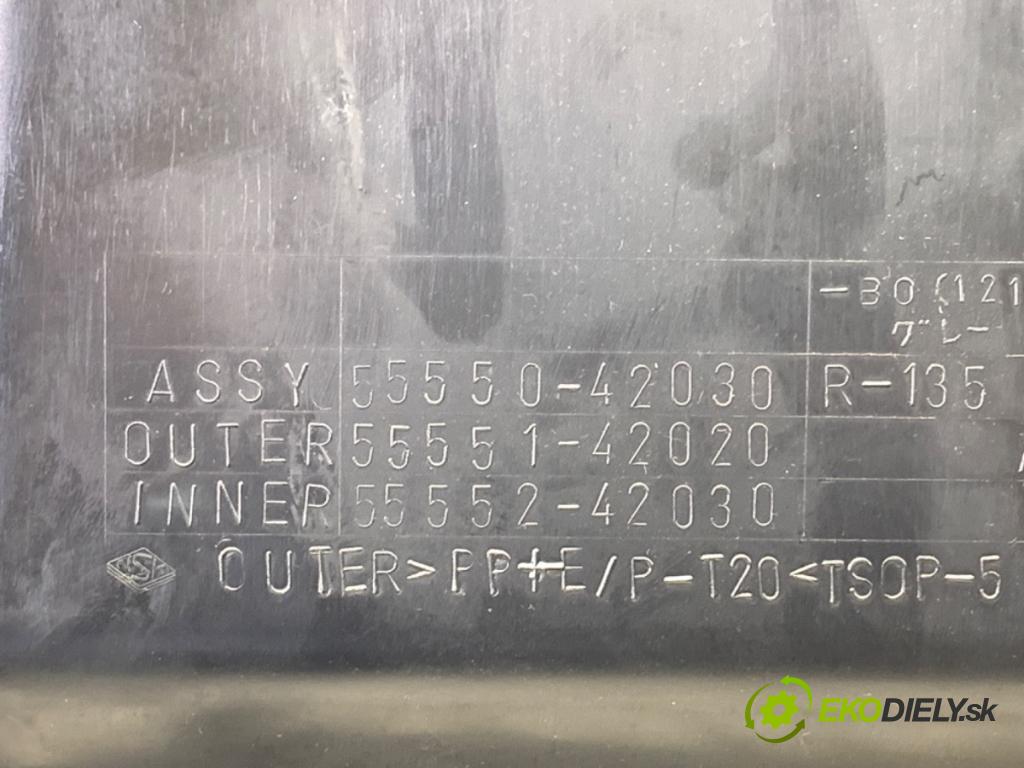 TOYOTA RAV 4 II (_A2_) 2000 - 2005    2.0 D 4WD (CLA20_, CLA21_) 85 kW [116 KM] olej napędowy 2001 - 2005  Priehradka, kastlík spolujazdca 55550-42030 (Priehradka, kastlík)