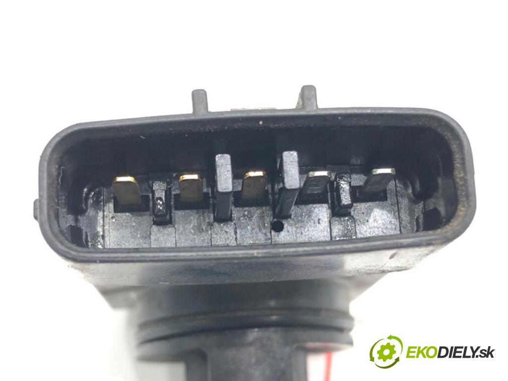 TOYOTA RAV 4 II (_A2_) 2000 - 2005    2.0 D 4WD (CLA20_, CLA21_) 85 kW [116 KM] olej napędowy 2001 - 2005  váha vzduchu 22204-27010 (Váhy vzduchu)
