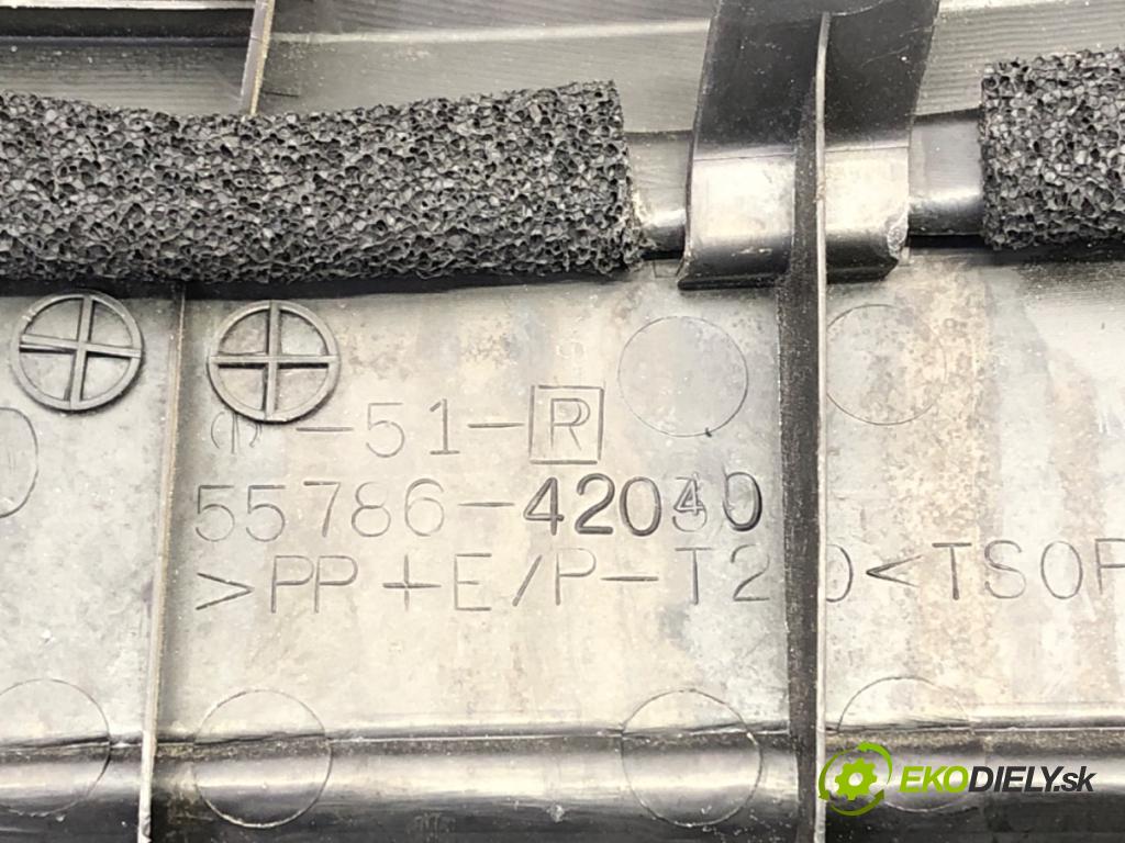 TOYOTA RAV 4 II (_A2_) 2000 - 2005    2.0 D 4WD (CLA20_, CLA21_) 85 kW [116 KM] olej napędowy 2001 - 2005  torpédo plast pod čelní okno 55708-42110 55708-42110 (Torpéda)